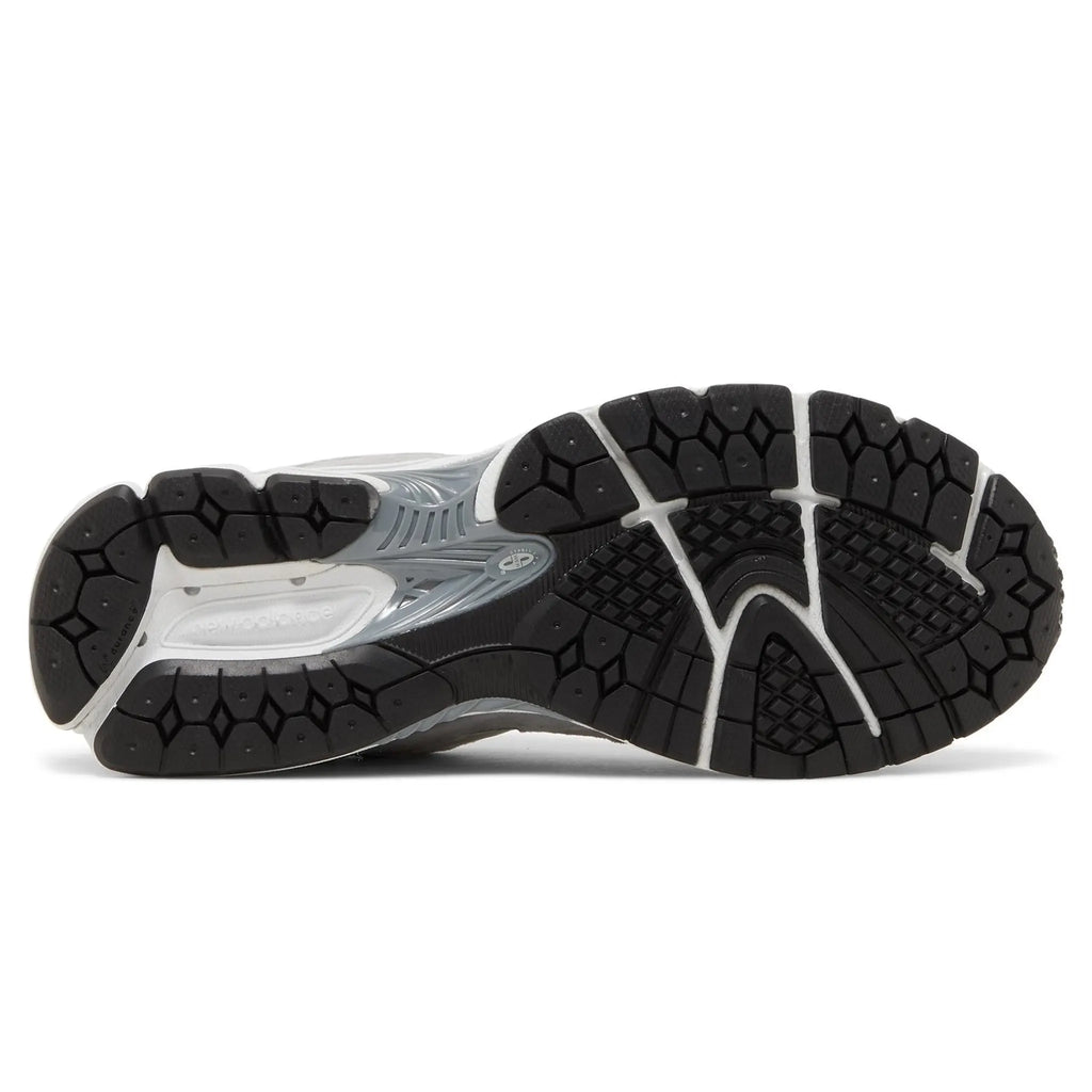 New Balance 2002R Steel Grey Sneakers