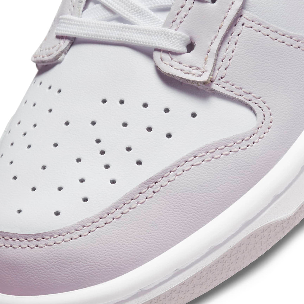 Nike Dunk Low Venice - Women's Sneakers - Pink