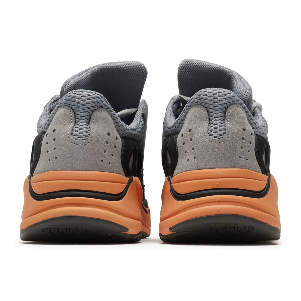 Preloved - Adidas Yeezy Boost 700 Boost Wash Orange Sneakers